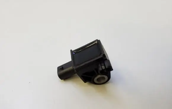 Chrysler Pacifica Airbag deployment crash/impact sensor 68174975AA 53312248