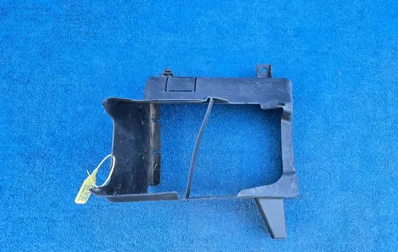 BMW 5 F10 F11 Intercooler air guide/duct channel 7200789