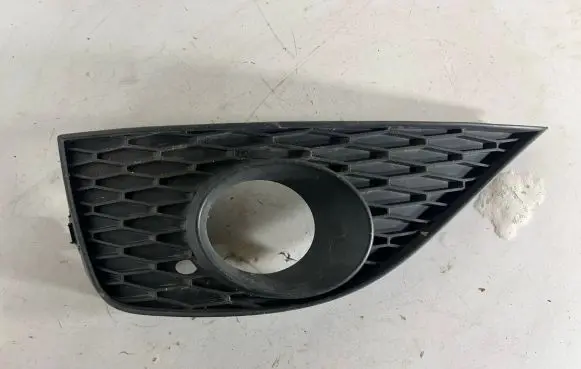 Seat Ibiza IV (6J,6P) Front bumper lower grill 6J0853665A