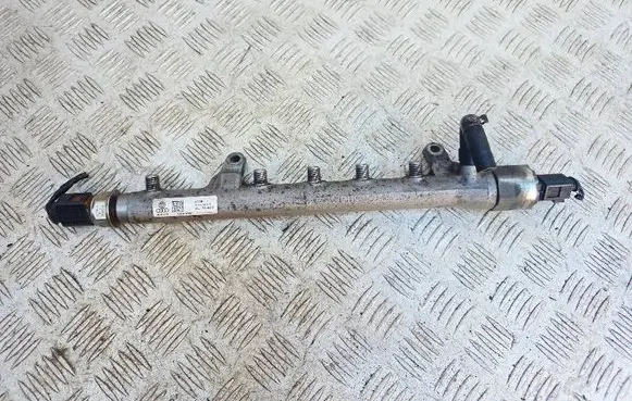 Seat Ibiza IV (6J,6P) Fuel main line pipe 03L130764A 03L906051 03L130089B