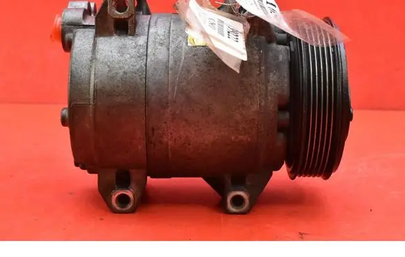 Volvo XC90 Air conditioning (A/C) compressor (pump) 8684287