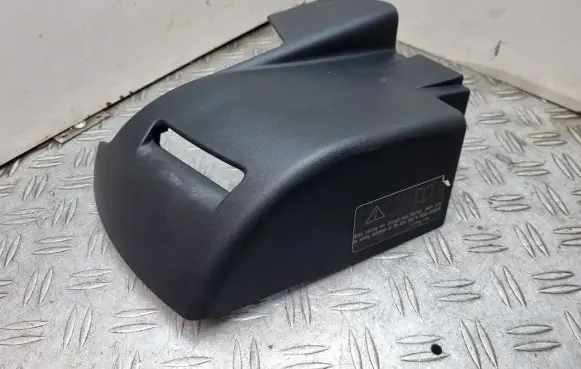 BMW X3 E83 Seat belt trim 3400512 51473400512 52850610