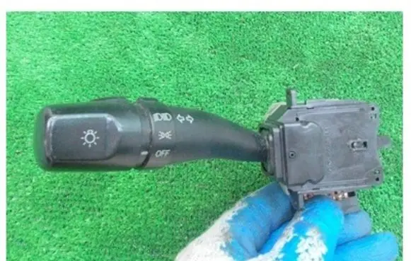 Hyundai H-1, Starex, Satellite Indicator stalk