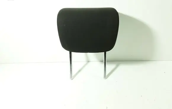 Toyota Yaris Rear seat headrest 009121