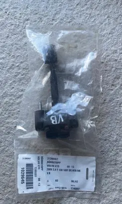 Volvo V70 Rear door check strap stopper 31298467 200920F 50633015