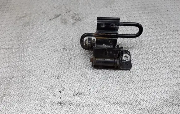 Audi A6 S6 C6 4F Rear door lower hinge