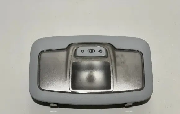Peugeot 308 Rear seat light