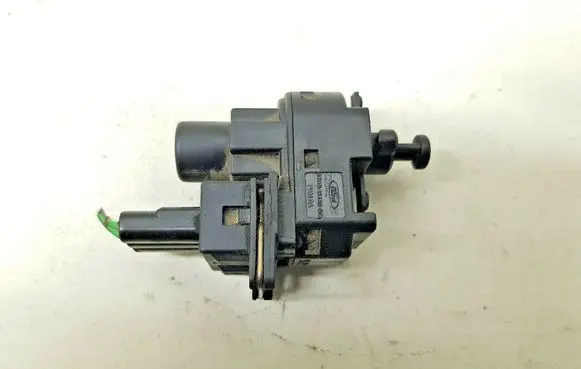 Ford Focus Brake pedal sensor switch 93BB13480BC