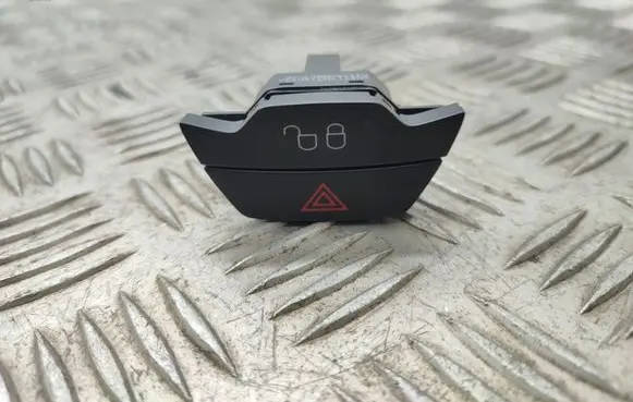 Ford Turneo Courier Central locking switch button AM5T1318D24A