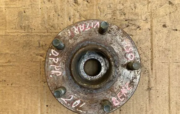 Suzuki Grand Vitara II Front wheel ball bearing 