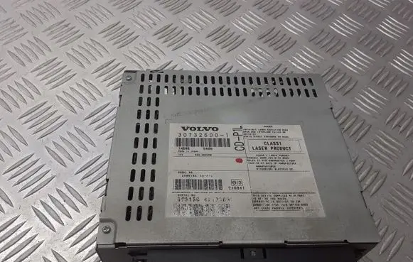 Volvo S40 Radio/GPS head unit trim 30732600