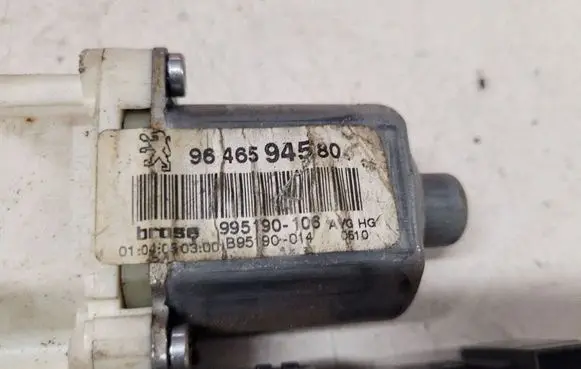 Peugeot 407 Front door window regulator motor 1137328125 9646594580