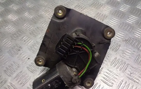 Volvo S40 Wiper motor 0390241170