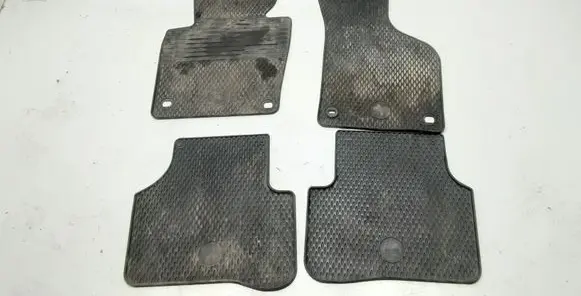 Volkswagen PASSAT B6 Car floor mat set 