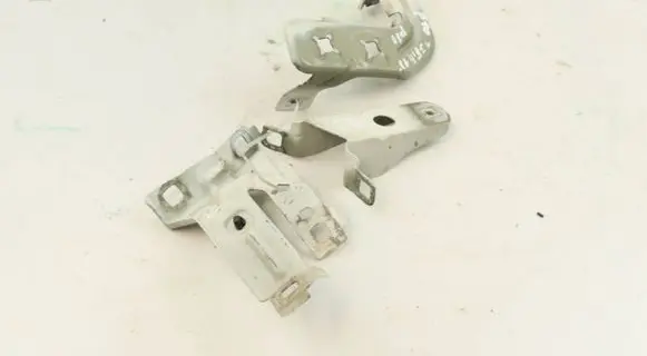 BMW 3 F30 F35 F31 Fender mounting bracket 8066940 8066938 7298038