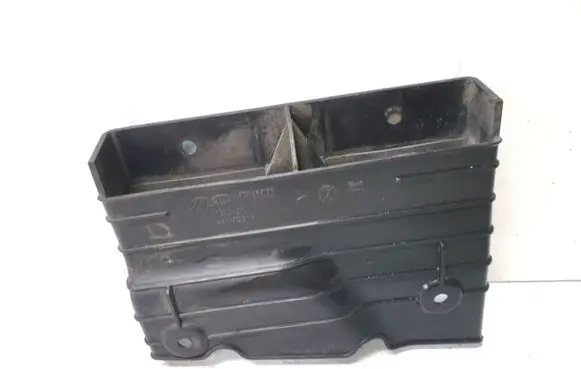 KIA Sorento Air intake duct part 28213C5100