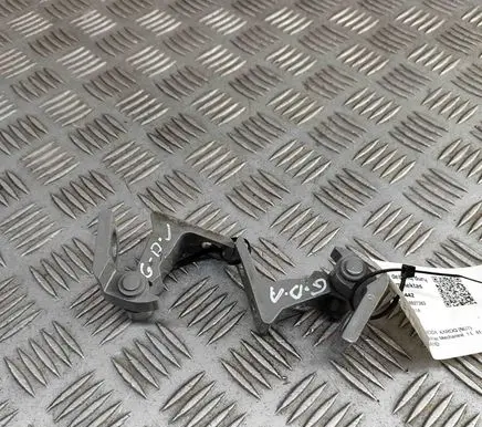 Skoda Karoq Rear door hinge set 8X4833408A 8X4833406A