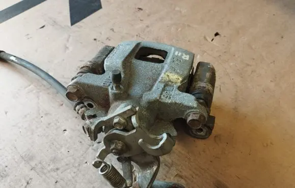 Mitsubishi ASX Rear brake caliper