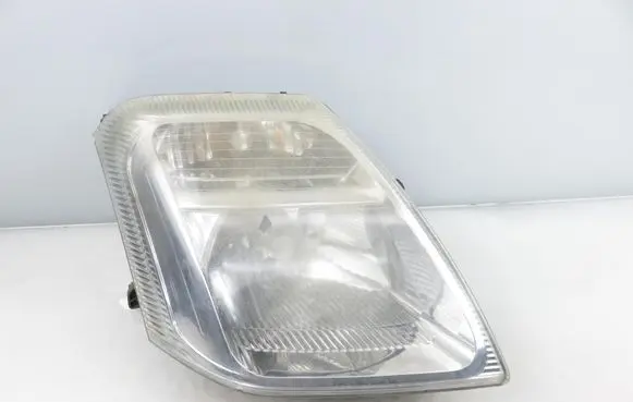 Citroen C2 Headlight/headlamp 9680128180