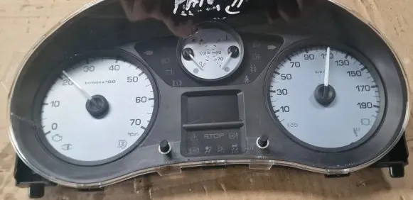 Citroen Berlingo Speedometer (instrument cluster)