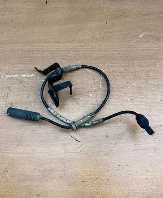 BMW 3 E92 E93 ABS brake wheel speed sensor 6760424