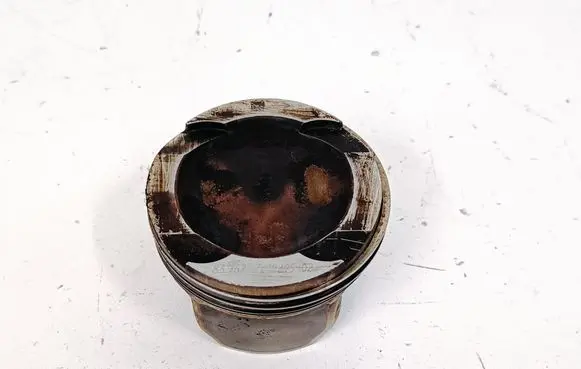 BMW 7 F01 F02 F03 F04 Piston 7610295 63967761029502
