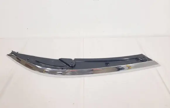 Under headlight/headlamp trim