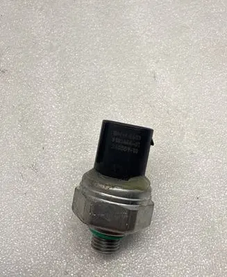BMW 4 F36 Gran coupe Air conditioning (A/C) pressure sensor 9181464 BMW6453 24055910