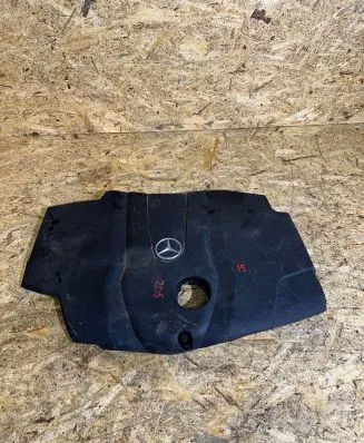 Mercedes-Benz C W205 Engine cover (trim) A6510108512 BBP214301