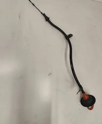 Volkswagen PASSAT B6 Oil level dip stick 03G103