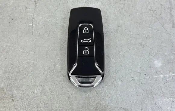 Volkswagen Touareg III Ignition key/card 3F0959754F