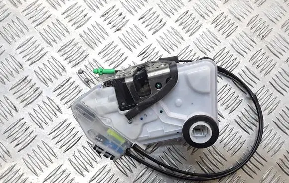Toyota Aygo AB40 Front door lock