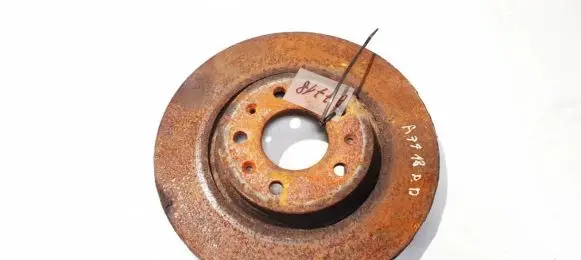 Cadillac CTS Front brake disc ventiliuojamas