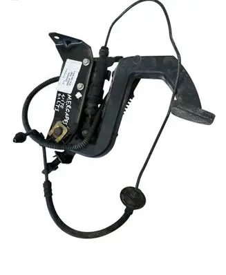Mercedes-Benz Vito Viano W639 Clutch pedal A6392901201 10422903 0645ZGS008