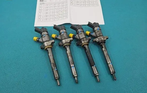 Citroen C4 I Fuel injectors set 0445110239 IMPRK1551653