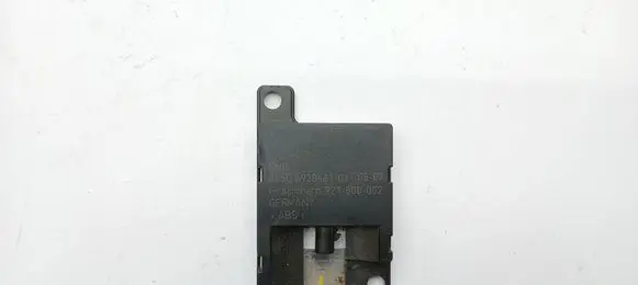 BMW 3 E90 E91 Bluetooth antenna 6928461