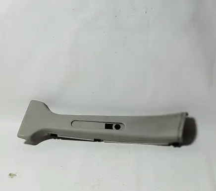Mercedes-Benz A W168 (B) pillar trim (top) A1686920322 1686901125