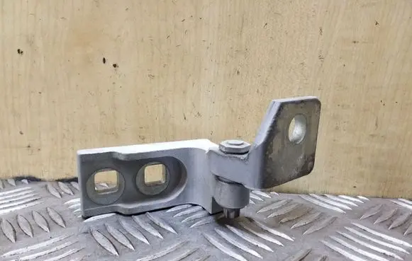 Opel Corsa D Front door upper hinge