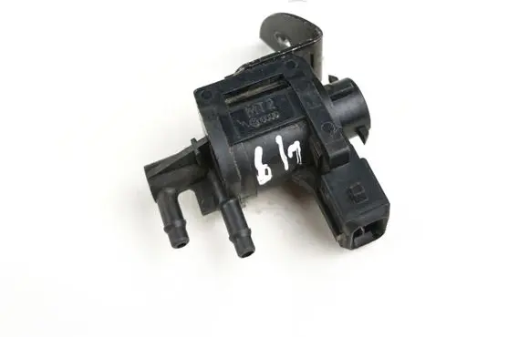Volkswagen Golf IV Turbo solenoid valve 1j0906283a