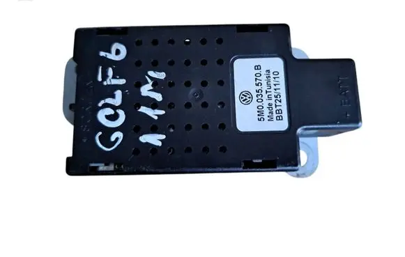 Volkswagen Golf VI Aerial antenna amplifier 5M0035570B