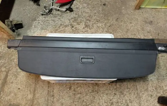 Volkswagen PASSAT B6 Parcel shelf load cover 