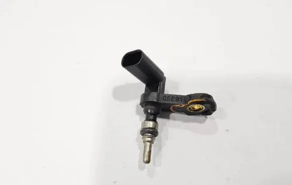 Volkswagen Tiguan Coolant temperature sensor 05E919501