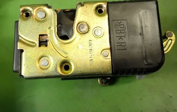 Lancia Phedra Front door lock