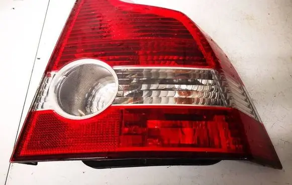Volvo S40 Rear/tail lights