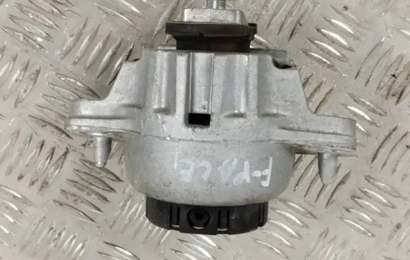 Jaguar F-Pace Engine mount bracket JK836A002GB EC0013 GG89A
