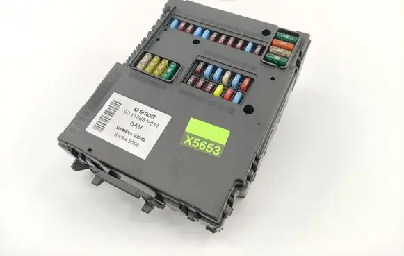 Smart ForTwo I MC01 SAM control unit 0011868V011 5WK45090