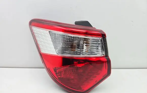 Toyota Yaris Rear/tail lights E425114 00203 02R1612511A
