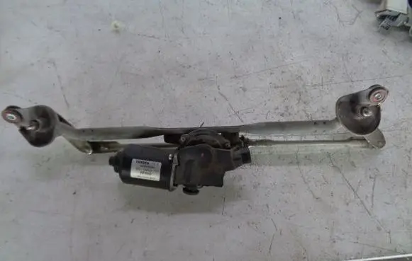 Toyota Avensis Verso Front wiper linkage 8511005060