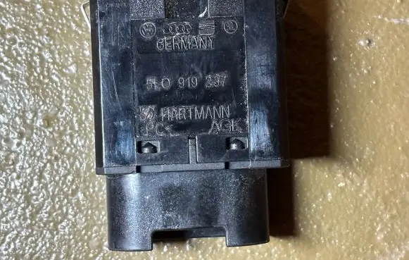 Skoda Yeti (5L) Passenger airbag on/off switch 5L0919237