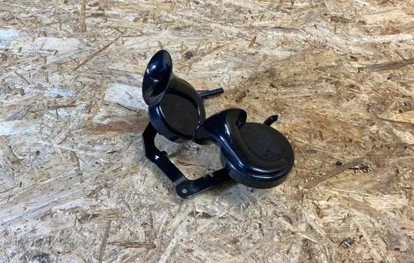 Tesla Model 3 Horn signal 171649400A